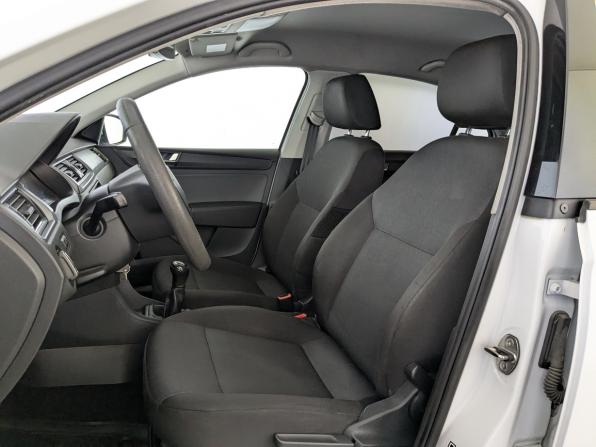 Skoda Rapid I Рестайлинг с пробегом 2019 года, цена 885 000 рублей, 165852 км, лифтбек, Автокод Объявления