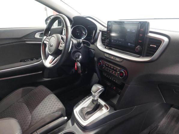 Kia Ceed III с пробегом 2020 года, цена 1 820 000 рублей, 61332 км, хэтчбек, Автокод Объявления