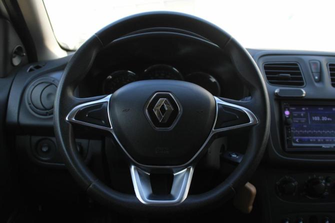 Renault Logan II Рестайлинг с пробегом 2020 года, цена 750 000 рублей, 160000 км, седан, Автокод Объявления