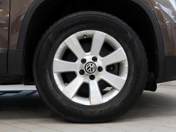 Volkswagen Tiguan I Рестайлинг с пробегом 2016 года, цена 1 570 000 рублей, 105000 км, внедорожник, Автокод Объявления