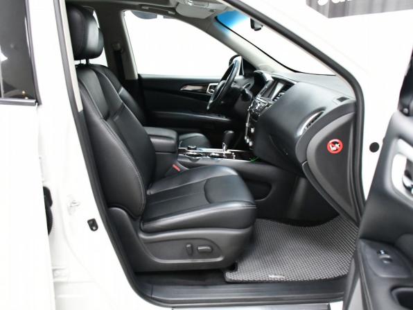 Nissan Pathfinder IV с пробегом 2016 года, цена 2 097 000 рублей, 170000 км, внедорожник, Автокод Объявления
