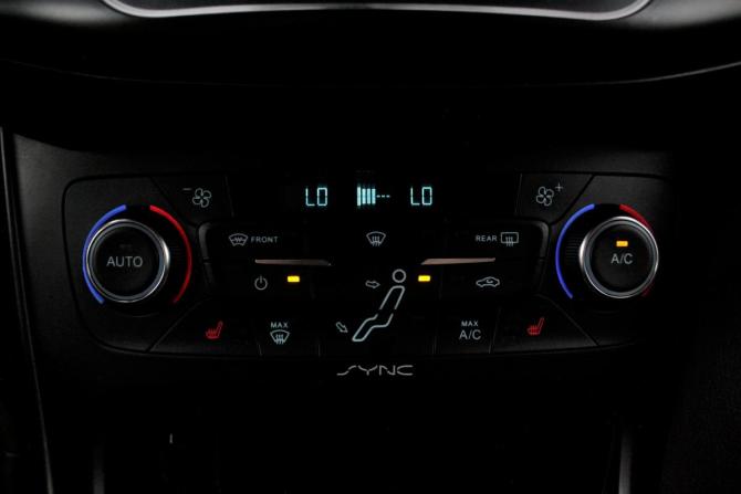 Ford Focus III Рестайлинг с пробегом 2019 года, цена 1 420 000 рублей, 140513 км, седан, Автокод Объявления
