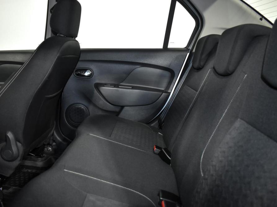 Renault Logan II Санкт-Петербург  - изображение 13