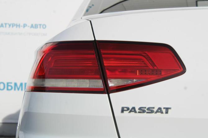 Volkswagen Passat B8 с пробегом 2018 года, цена 1 590 000 рублей, 195000 км, седан, Автокод Объявления