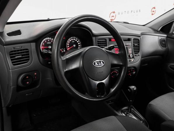 Kia Rio II Рестайлинг с пробегом 2011 года, цена 649 000 рублей, 216461 км, хэтчбек, Автокод Объявления