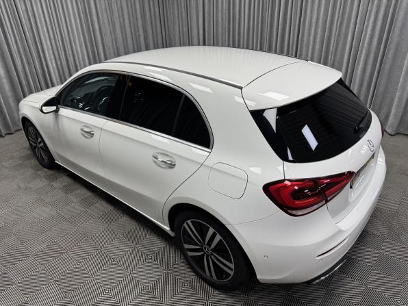 Mercedes-Benz A-Класс IV (W177) с пробегом 2022 года, цена 3 060 000 рублей, 32396 км, хэтчбек, Автокод Объявления
