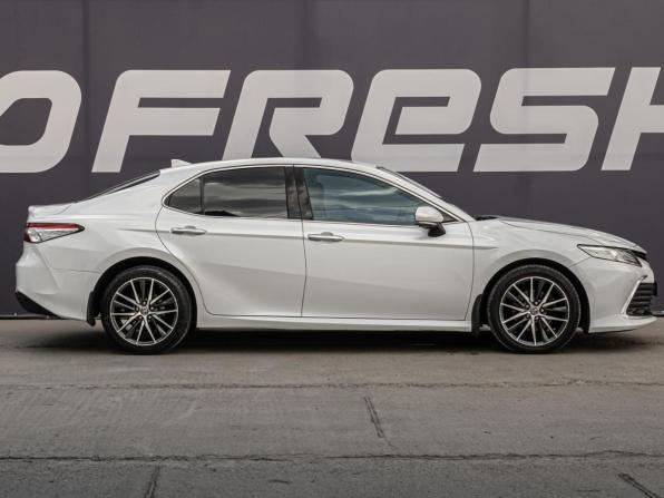 Toyota Camry VIII (XV70) Рестайлинг с пробегом 2022 года, цена 3 395 000 рублей, 158246 км, седан, Автокод Объявления