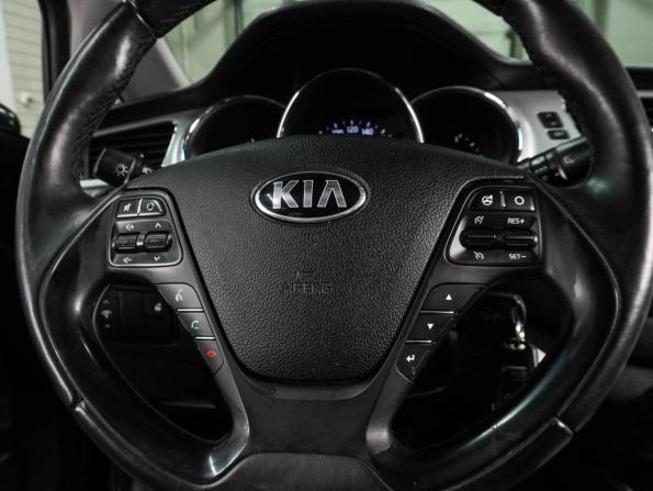 Kia Ceed II с пробегом 2013 года, цена 1 049 000 рублей, 233144 км, хэтчбек, Автокод Объявления