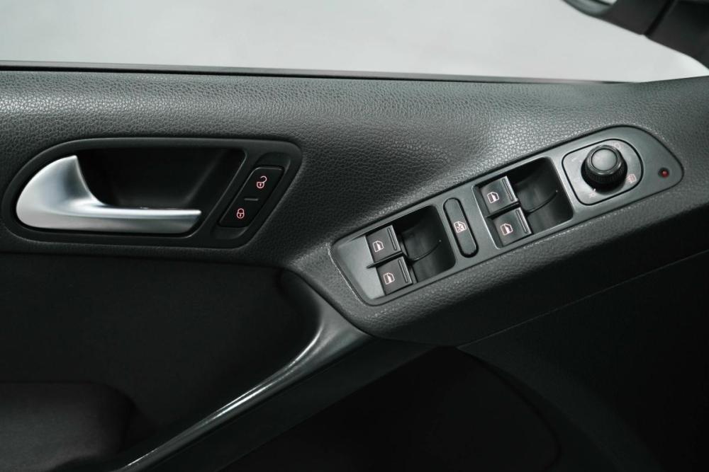 Volkswagen Tiguan I Рестайлинг Казань  - изображение 12