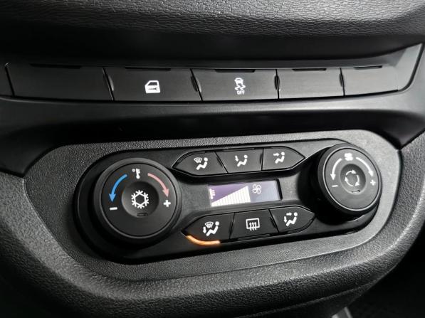 Lada (ВАЗ) Vesta I с пробегом 2022 года, цена 919 000 рублей, 115523 км, седан, Автокод Объявления