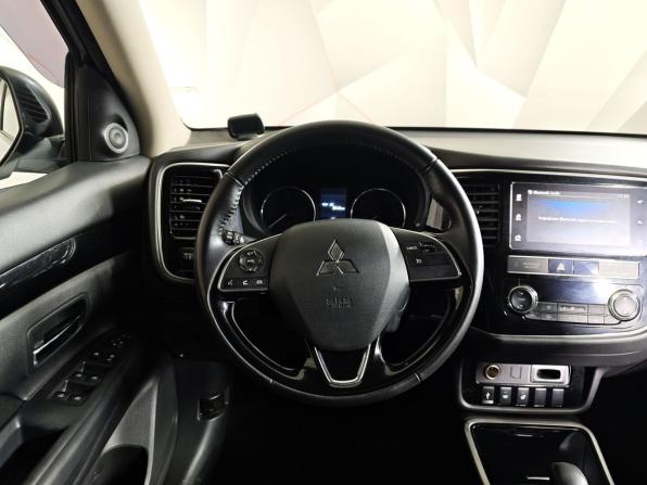 Mitsubishi Outlander III Рестайлинг 3 с пробегом 2019 года, цена 1 883 000 рублей, 161527 км, внедорожник, Автокод Объявления
