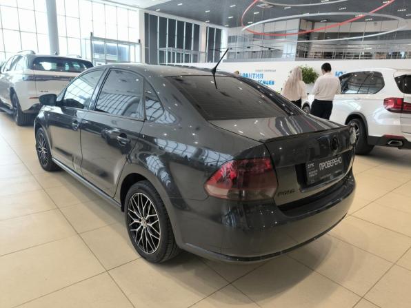 Volkswagen Polo V с пробегом 2013 года, цена 650 000 рублей, 227451 км, седан, Автокод Объявления