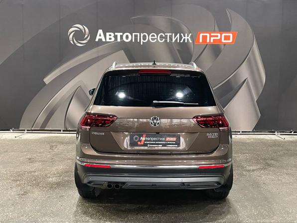 Volkswagen Tiguan II с пробегом 2017 года, цена 2 474 000 рублей, 80416 км, внедорожник, Автокод Объявления