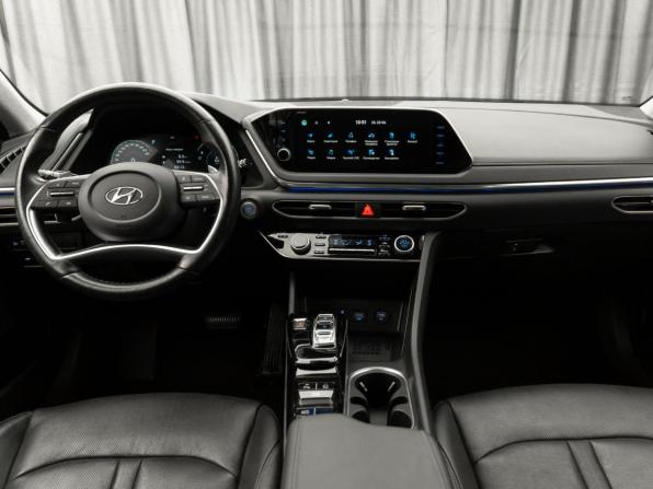 Hyundai Sonata VIII (DN8) с пробегом 2021 года, цена 2 990 000 рублей, 58900 км, седан, Автокод Объявления