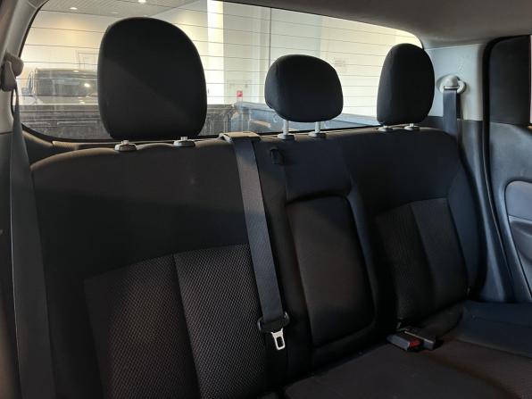Mitsubishi L200 V с пробегом 2017 года, цена 1 560 000 рублей, 290194 км, offers.body_type.unknown, Автокод Объявления