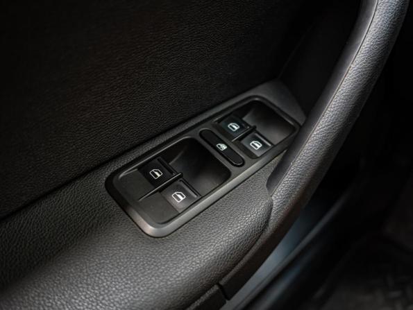 Skoda Yeti I с пробегом 2012 года, цена 850 000 рублей, 216061 км, внедорожник, Автокод Объявления