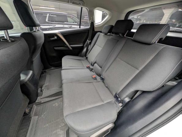 Toyota RAV4 IV (XA40) Рестайлинг с пробегом 2018 года, цена 2 697 000 рублей, 122673 км, внедорожник, Автокод Объявления