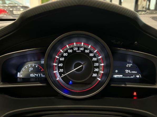 Mazda 3 III (BM) с пробегом 2014 года, цена 1 199 000 рублей, 182475 км, седан, Автокод Объявления