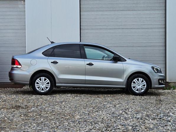 Volkswagen Polo V Рестайлинг с пробегом 2018 года, цена 999 000 рублей, 107200 км, седан, Автокод Объявления