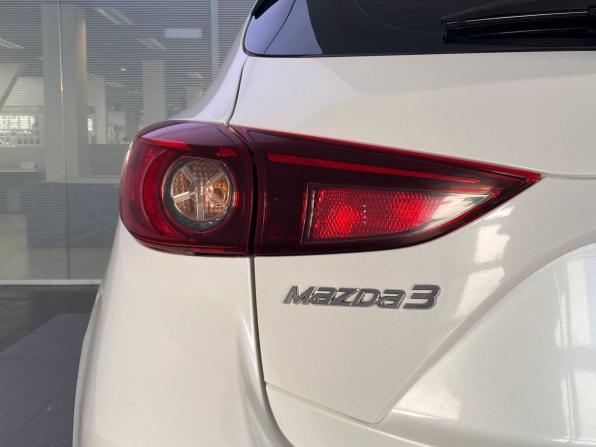 Mazda 3 III (BM) с пробегом 2013 года, цена 1 290 000 рублей, 213057 км, хэтчбек, Автокод Объявления