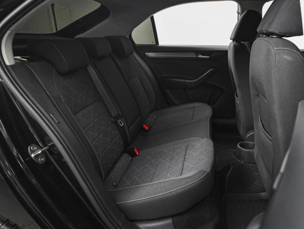 Volkswagen Polo V Рестайлинг с пробегом 2020 года, цена 1 290 000 рублей, 236949 км, седан, Автокод Объявления