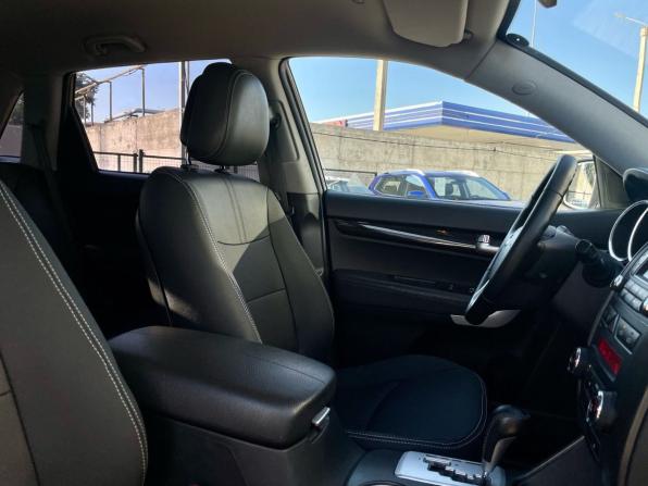 Kia Sorento II Рестайлинг с пробегом 2012 года, цена 1 420 000 рублей, 136000 км, внедорожник, Автокод Объявления