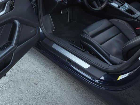 Porsche 911 VIII (992) с пробегом 2021 года, цена 12 999 900 рублей, 21601 км, купе, Автокод Объявления