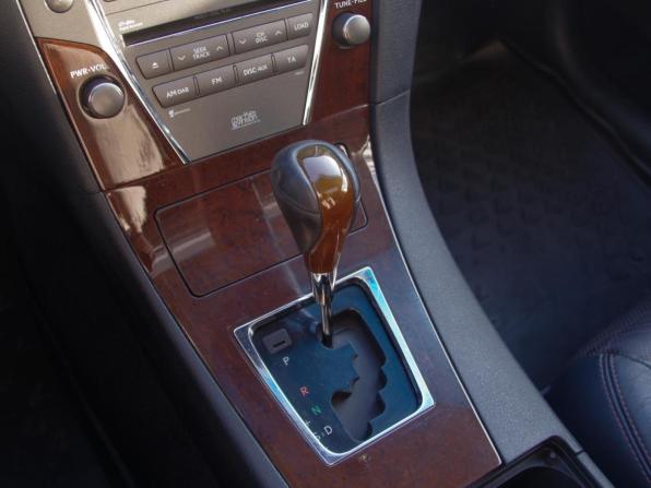 Lexus ES V Рестайлинг с пробегом 2011 года, цена 999 999 рублей, 268765 км, седан, Автокод Объявления