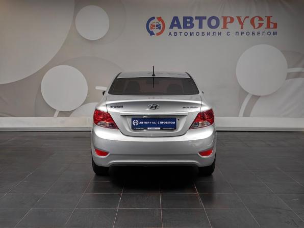 Hyundai Solaris I с пробегом 2014 года, цена 755 000 рублей, 215659 км, седан, Автокод Объявления