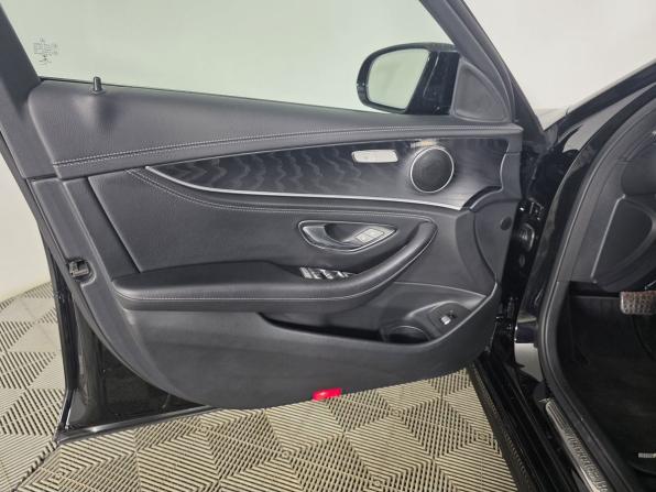 Mercedes-Benz E-Класс V (W213 S213 C238) Рестайлинг с пробегом 2021 года, цена 3 630 000 рублей, 89531 км, седан, Автокод Объявления