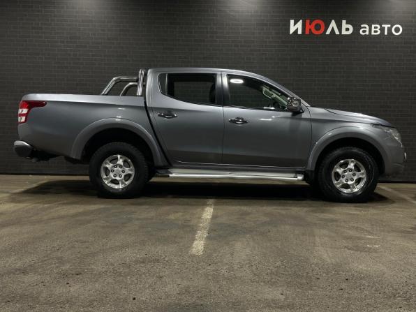 Mitsubishi L200 V с пробегом 2017 года, цена 2 165 000 рублей, 161783 км, пикап, Автокод Объявления