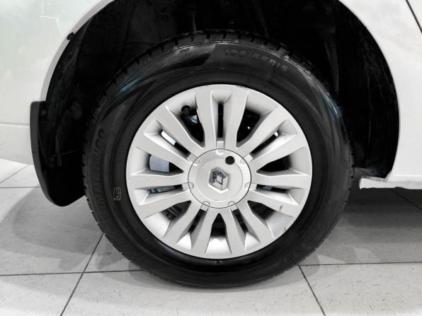 Renault Logan II с пробегом 2015 года, цена 690 000 рублей, 146657 км, седан, Автокод Объявления