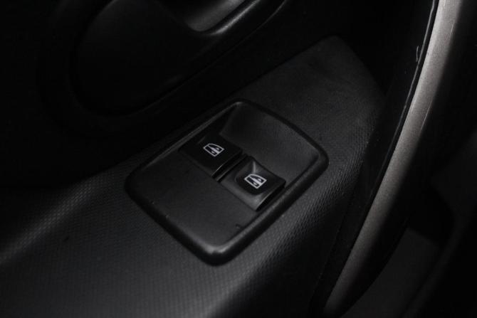 Renault Sandero II Рестайлинг с пробегом 2019 года, цена 1 080 000 рублей, 148700 км, хэтчбек, Автокод Объявления