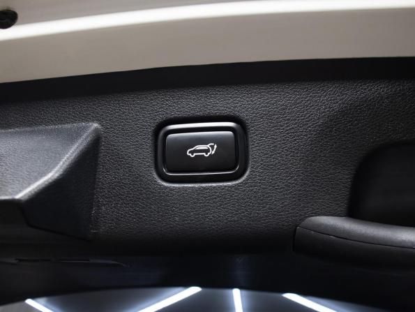 Kia Sportage V с пробегом 2023 года, цена 3 798 000 рублей, 63109 км, внедорожник, Автокод Объявления