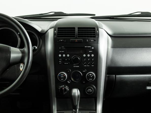 Suzuki Grand Vitara II Рестайлинг с пробегом 2010 года, цена 1 020 989 рублей, 189122 км, внедорожник, Автокод Объявления