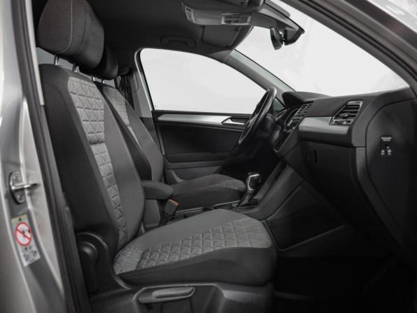 Volkswagen Tiguan II Рестайлинг с пробегом 2020 года, цена 2 399 000 рублей, 124623 км, внедорожник, Автокод Объявления