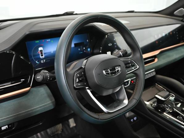 Geely Monjaro I с пробегом 2023 года, цена 3 850 000 рублей, 22222 км, внедорожник, Автокод Объявления