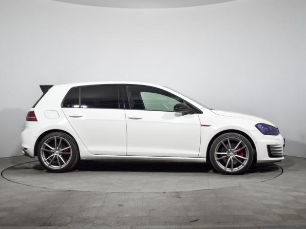 Volkswagen Golf GTI VII с пробегом 2015 года, цена 2 150 000 рублей, 210616 км, хэтчбек, Автокод Объявления