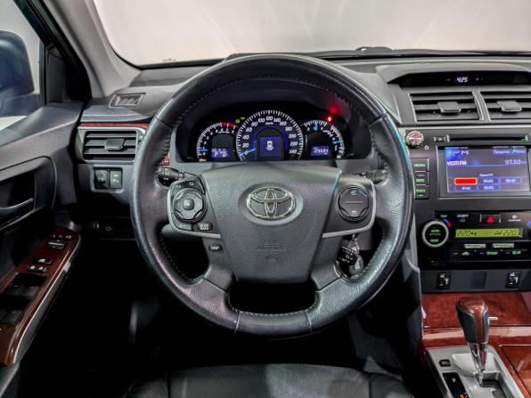 Toyota Camry VII (XV50) с пробегом 2013 года, цена 1 990 000 рублей, 129591 км, седан, Автокод Объявления