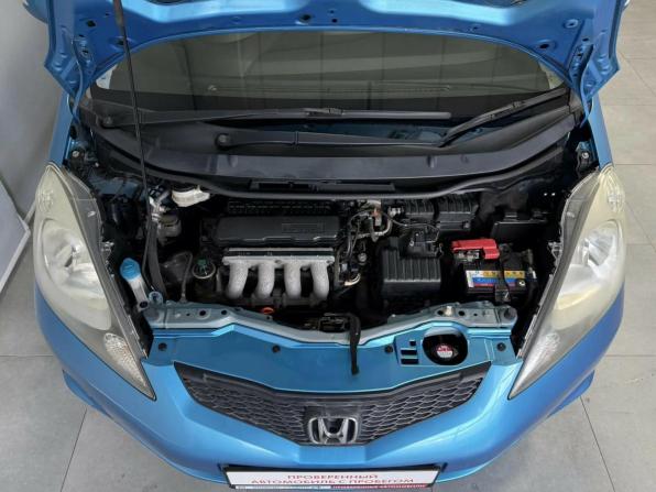 Honda Fit II с пробегом 2010 года, цена 795 000 рублей, 102564 км, хэтчбек, Автокод Объявления