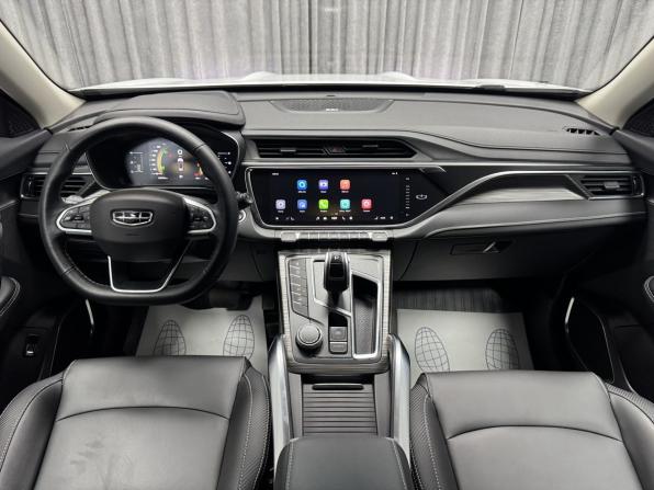 Geely Atlas Pro с пробегом 2024 года, цена 2 415 000 рублей, 30375 км, внедорожник, Автокод Объявления