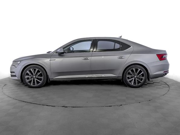 Skoda Superb III Рестайлинг с пробегом 2025 года, цена 3 165 000 рублей, 18112 км, лифтбек, Автокод Объявления