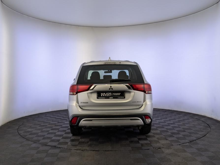 Mitsubishi Outlander III Рестайлинг 3 Москва  - изображение 6