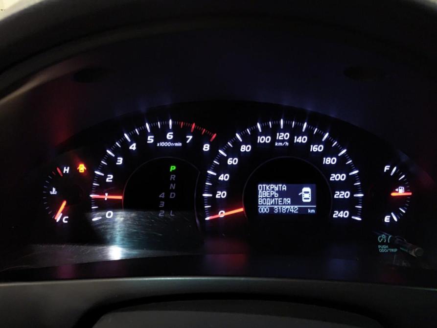 Toyota Camry VI (XV40) Рестайлинг Казань  - изображение 16