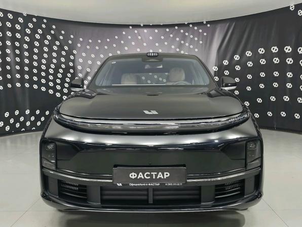Li Auto (Lixiang) L7 I Рестайлинг с пробегом 2025 года, цена 8 200 000 рублей, 43 км, внедорожник, Автокод Объявления