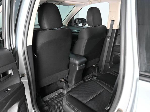 Mitsubishi Outlander III Рестайлинг 3 с пробегом 2021 года, цена 2 349 000 рублей, 87411 км, внедорожник, Автокод Объявления