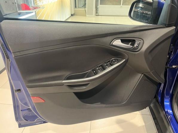 Ford Focus III Рестайлинг с пробегом 2017 года, цена 739 000 рублей, 241865 км, хэтчбек, Автокод Объявления