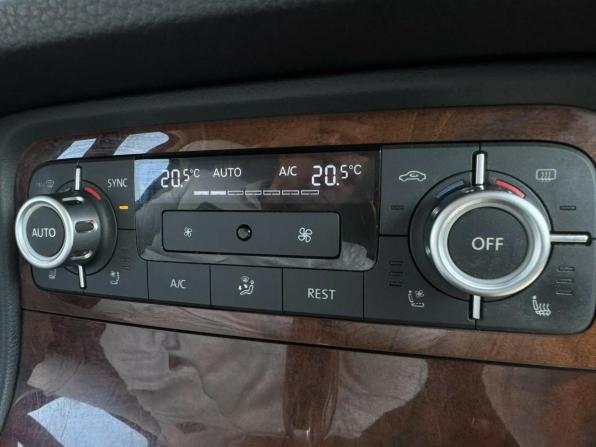 Volkswagen Touareg II с пробегом 2014 года, цена 2 190 000 рублей, 261580 км, внедорожник, Автокод Объявления