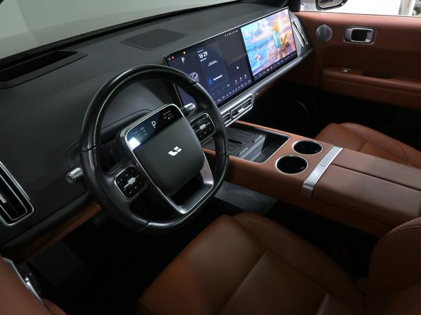 Li Auto (Lixiang) L6 I с пробегом 2024 года, цена 5 740 000 рублей, 52676 км, внедорожник, Автокод Объявления