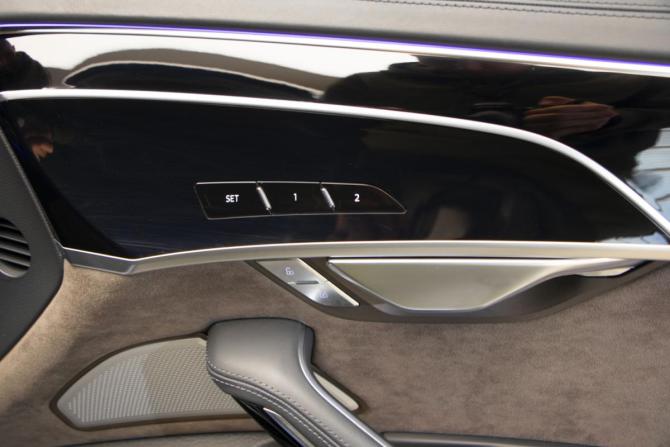 Audi A8 IV (D5) с пробегом 2022 года, цена 7 500 000 рублей, 66900 км, седан, Автокод Объявления